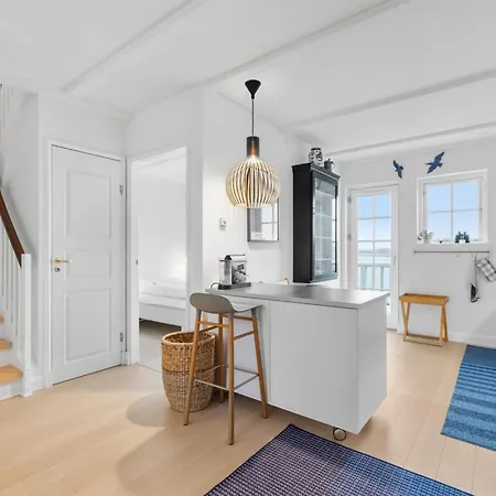 Apartment Annete - 20m From The Sea By Interhome